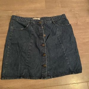 XL Charlotte Russe Skirt